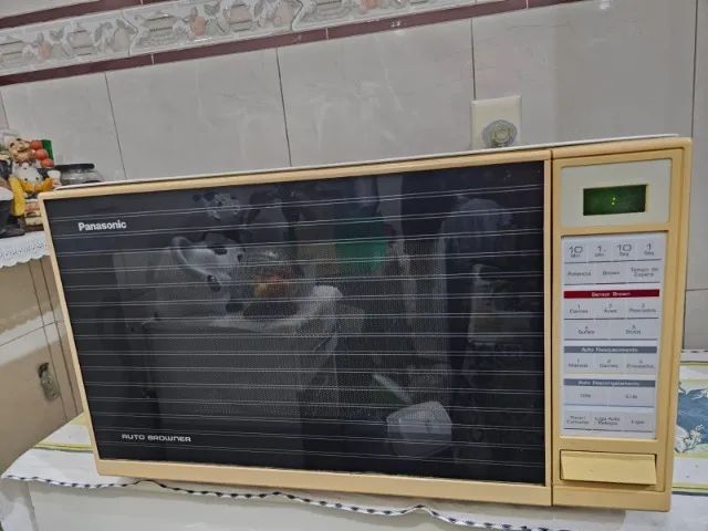 Microondas Panasonic Auto Browner