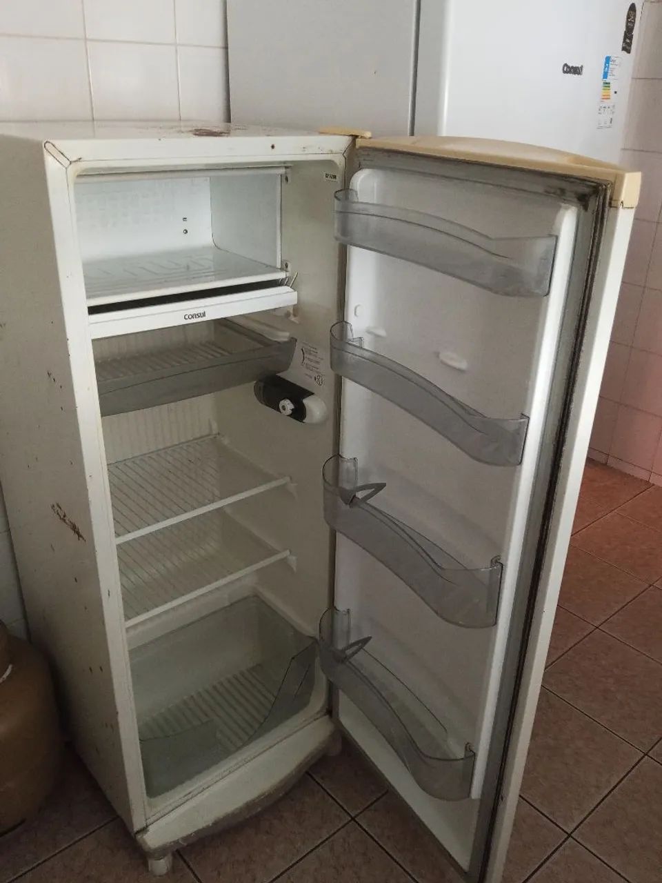 Vendo geladeira
