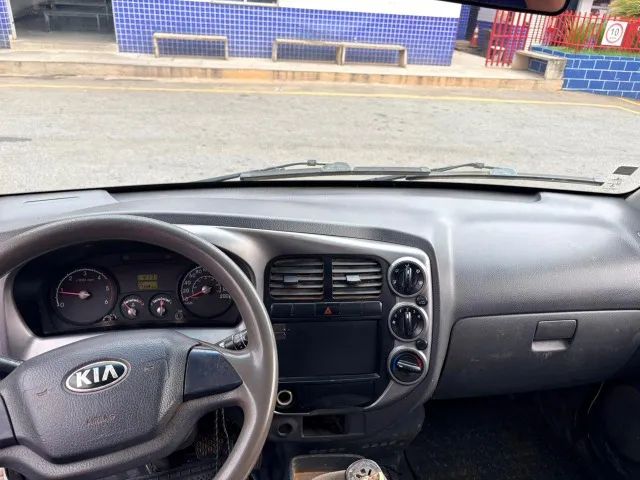 KIA Bongo Bongo K-2500 2.5 4x2 TB Diesel 2015