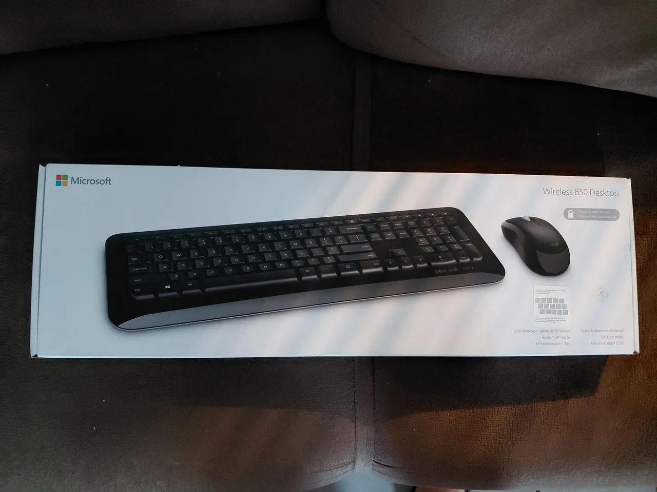 Combo Teclado e mouse Microsoft Wireless 850 Desktop