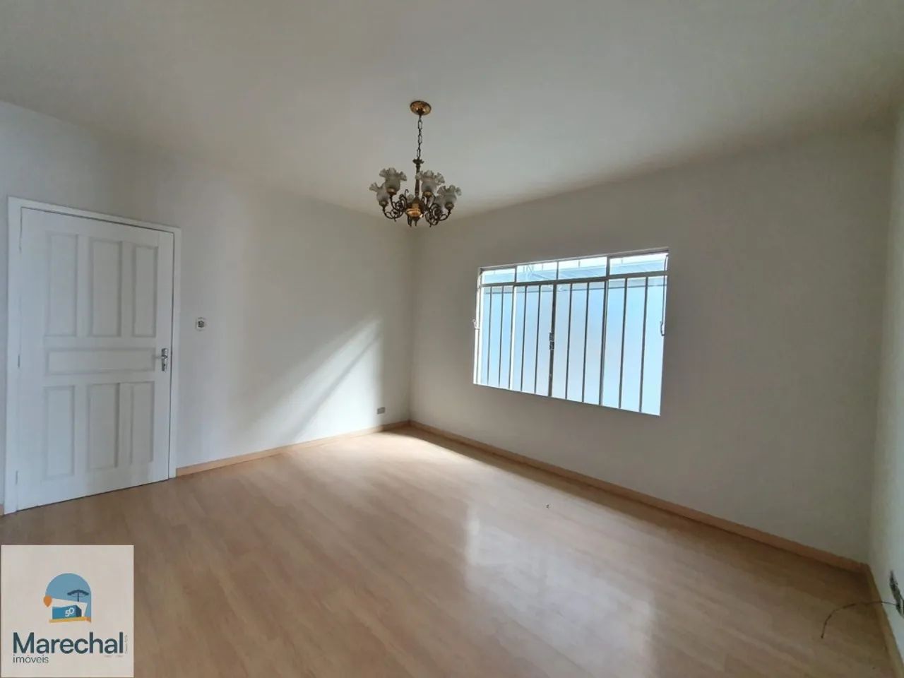 TERRENO COM 504m² | RESIDÊNCIA AVERBADA COM 211m² | HAUER - Foto 5
