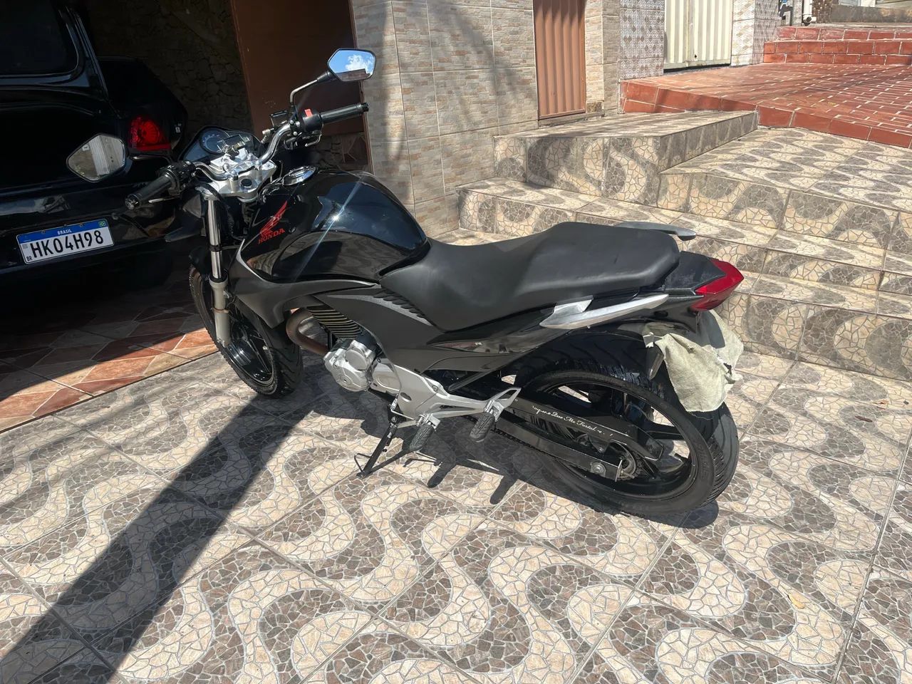 CB 300 é preta  - Foto 5