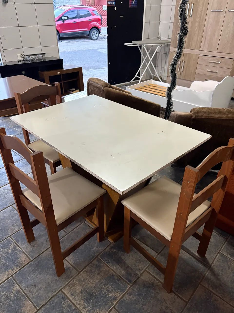 Mesa de jantar com 3 cadeiras  - Foto 4