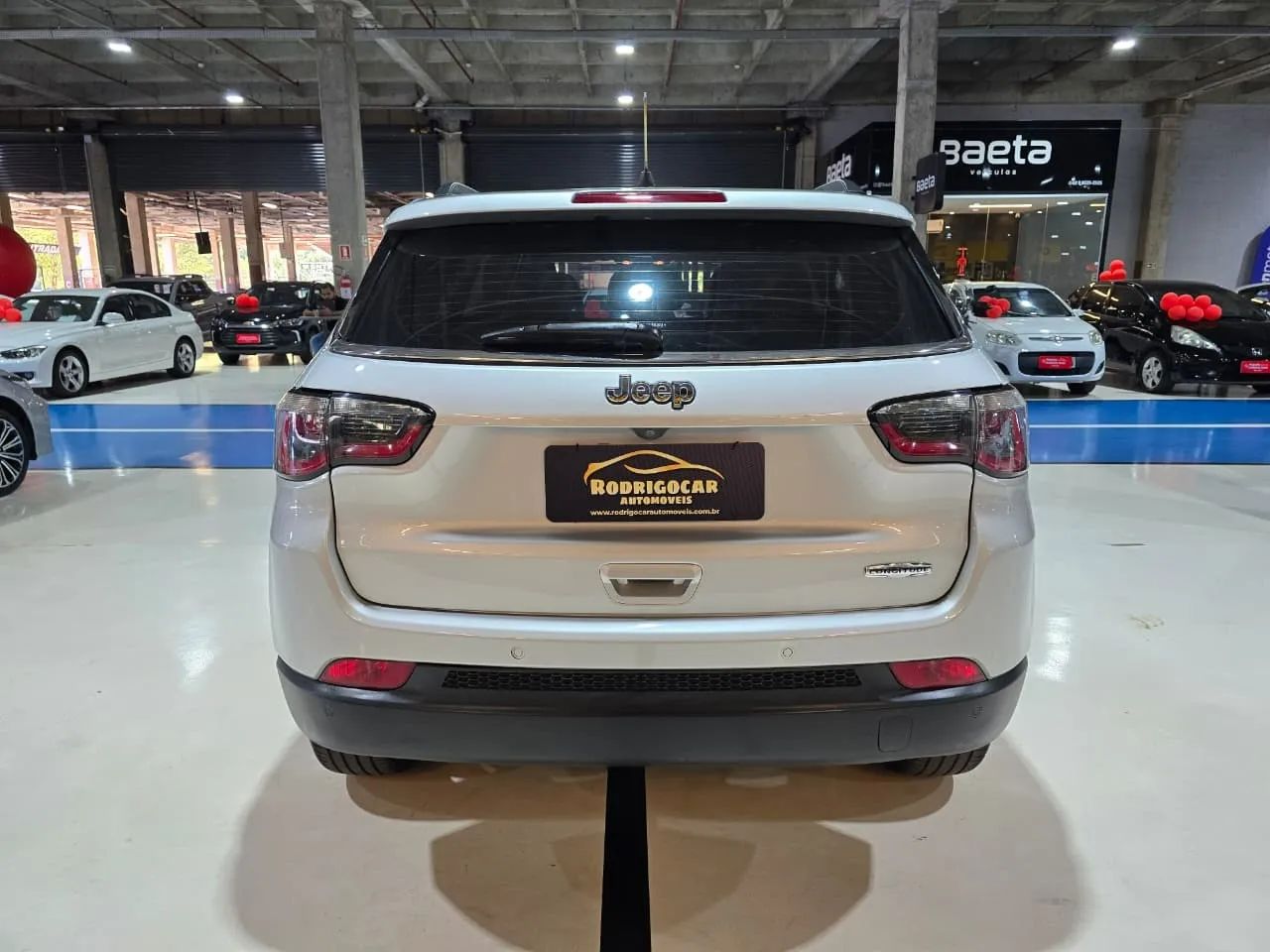 Jeep Compass Longitude 2.0 4X2 Flex 16V Aut. 2017 - Foto 10