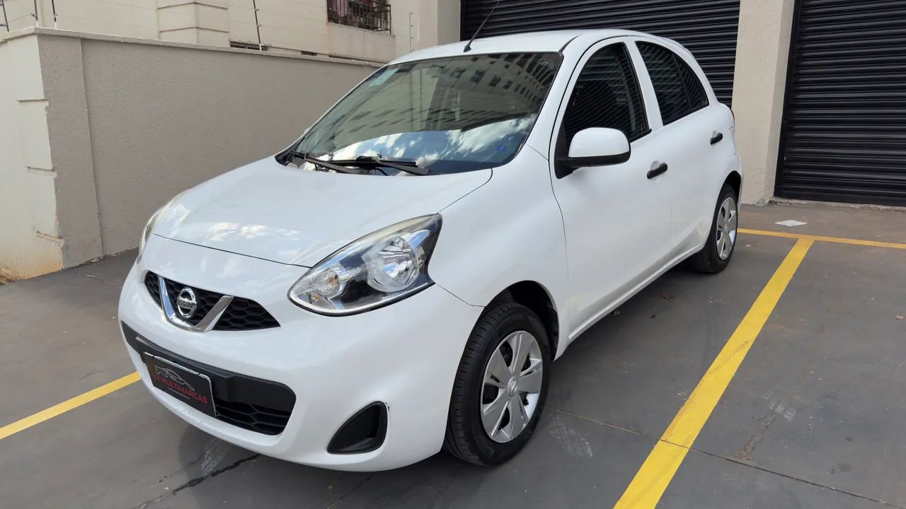 Nissan March 1.0 12V FLEXSTART 2017