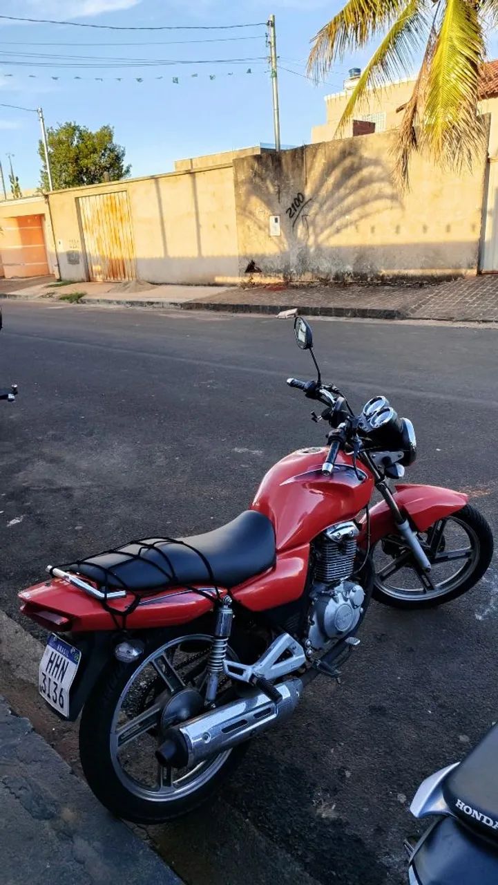 SUZUKI GSR 150I 2012 - Foto 3