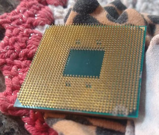 KIT Processador AMD Ryzen 5 1600 + Placa Mãe Asus Prime A320M (Usado em Ótimo Estado) - Foto 2