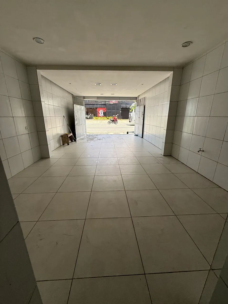 Loja / prédio comercial na Av. 17 de Agosto, 207 m² - Foto 4