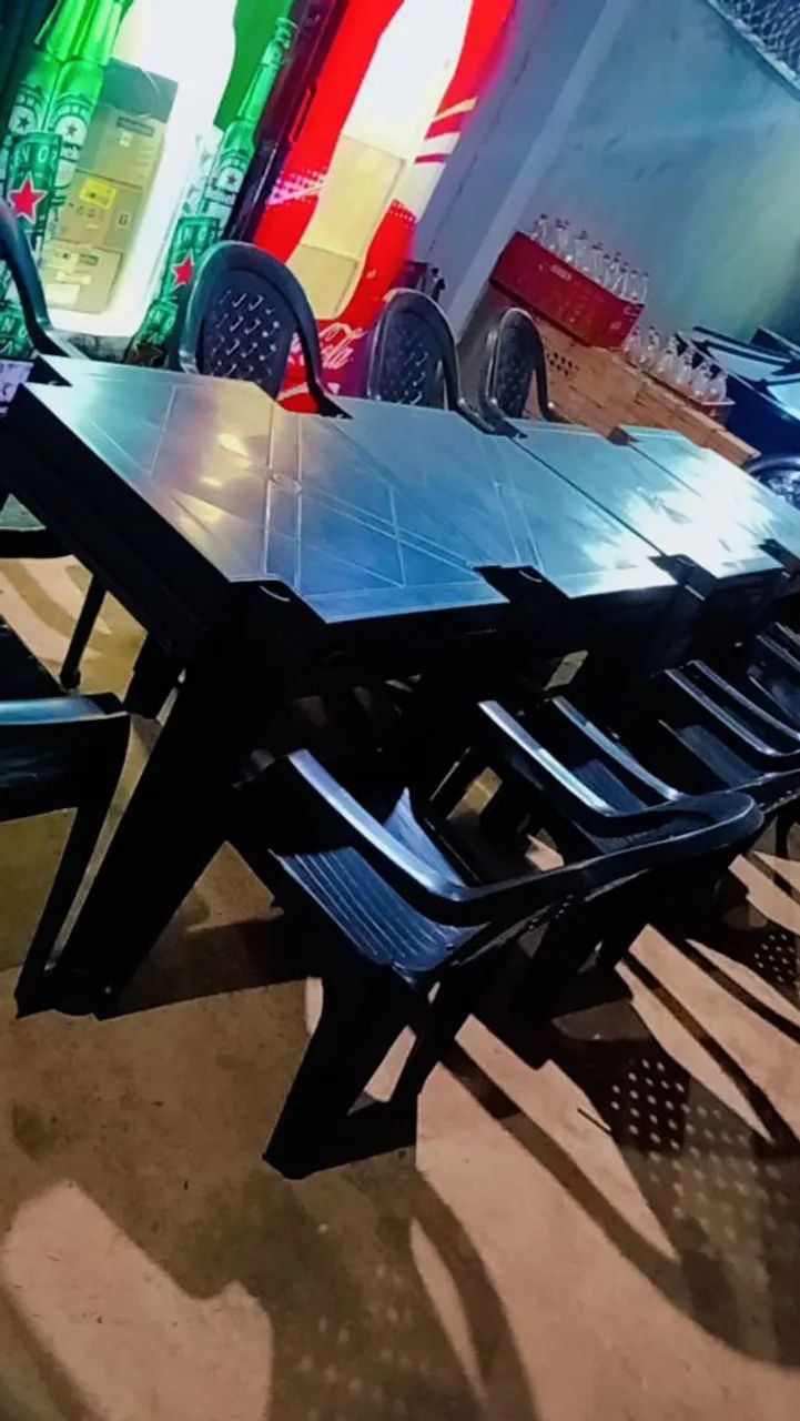Vendo 10 jogos de mesa com 4 cadeiras cada  - Foto 4