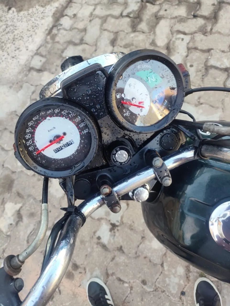 YBR 125  - Foto 3