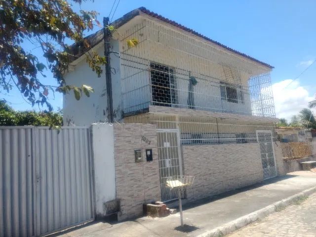 Alugada...