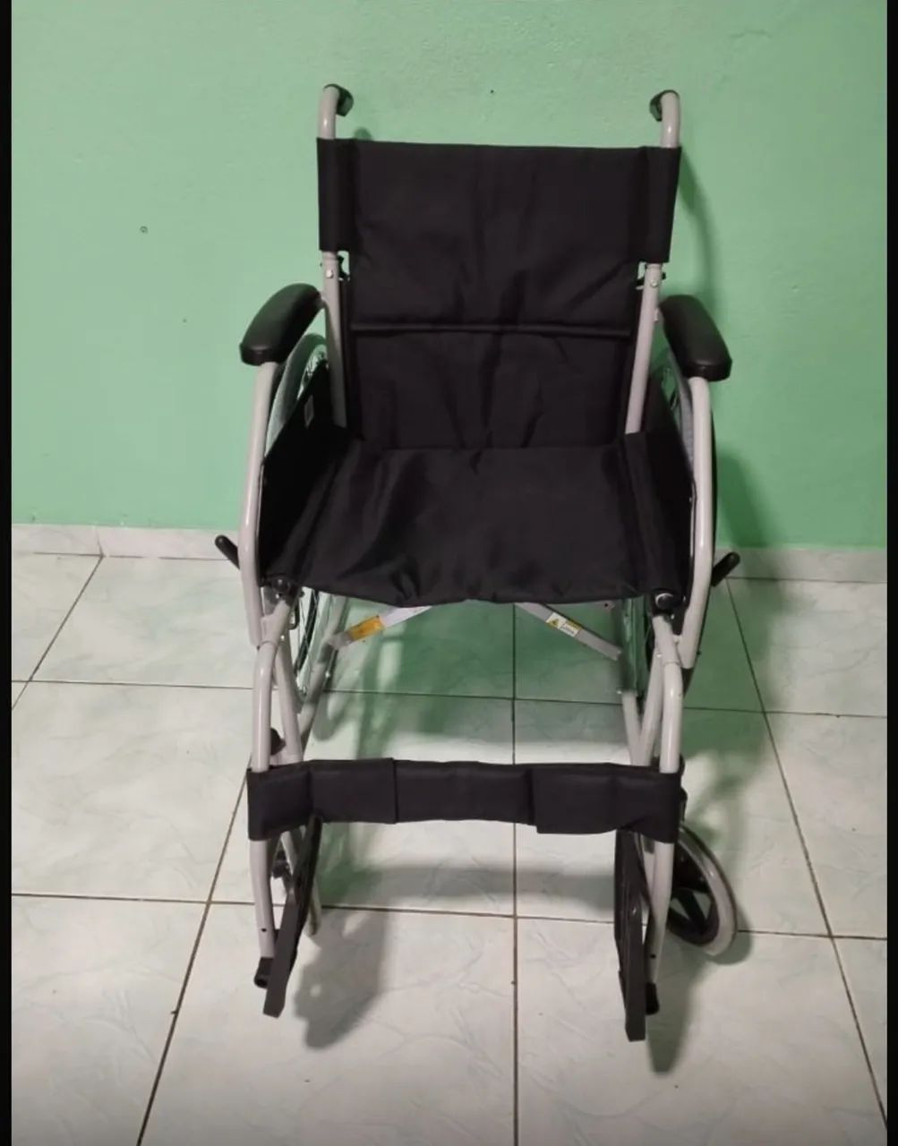 Cadeira de rodas nova Dellamed - Foto 3