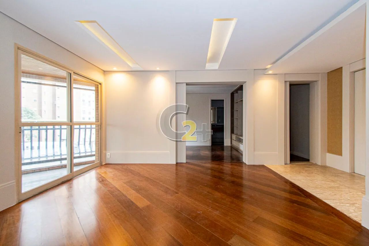 Apartamento a venda em Perdizes com 203m2 , 4 quartos e 3 vagas de garagem