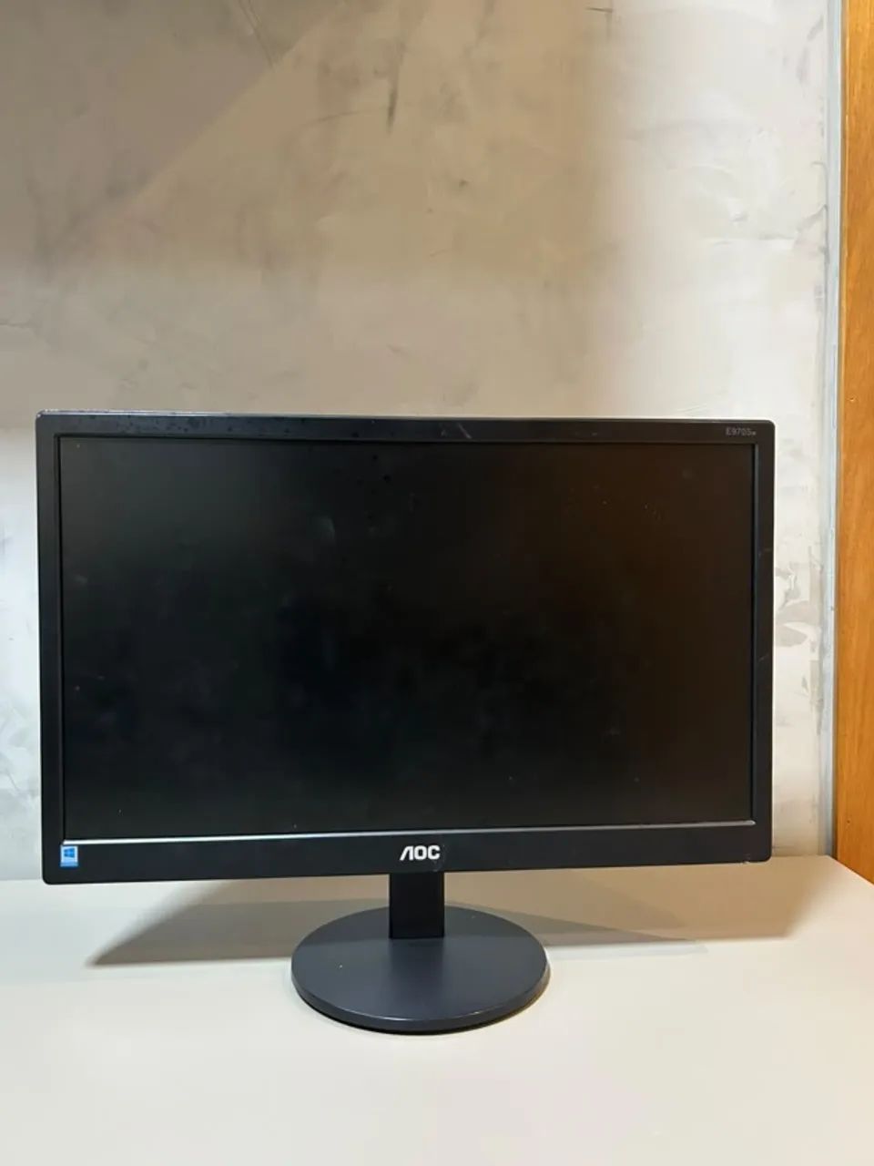 Monitor AOC E970SWNL 