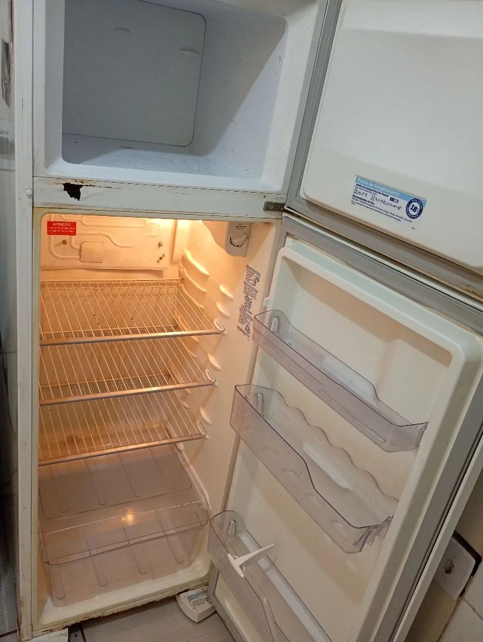 Geladeira Eletrolux 260ls  - Foto 4