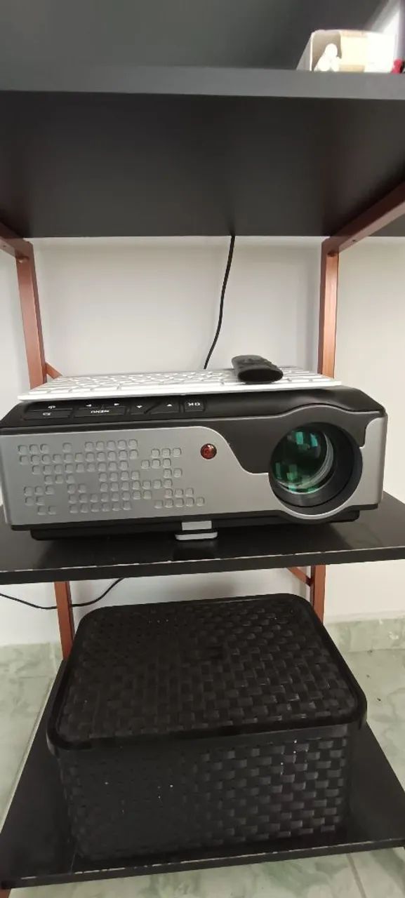 Projetor MULTILASER 4500 lumens
