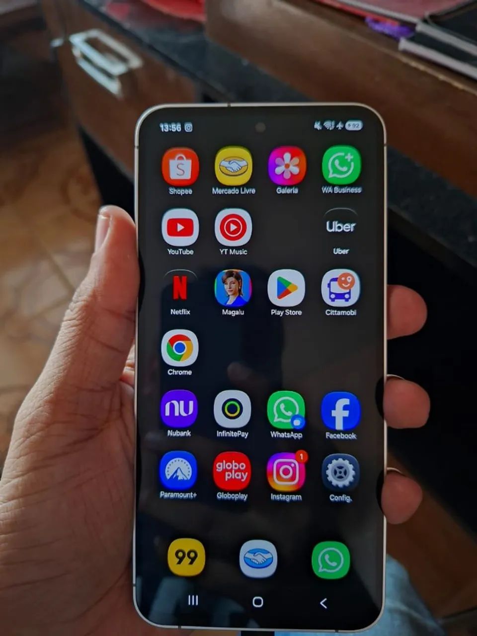 SAMSUNG S24 FE USADO EXCELENT