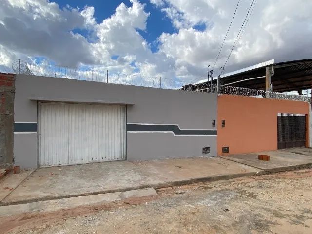 Casa semi-mobiliada com 3 quartos - Foto 2