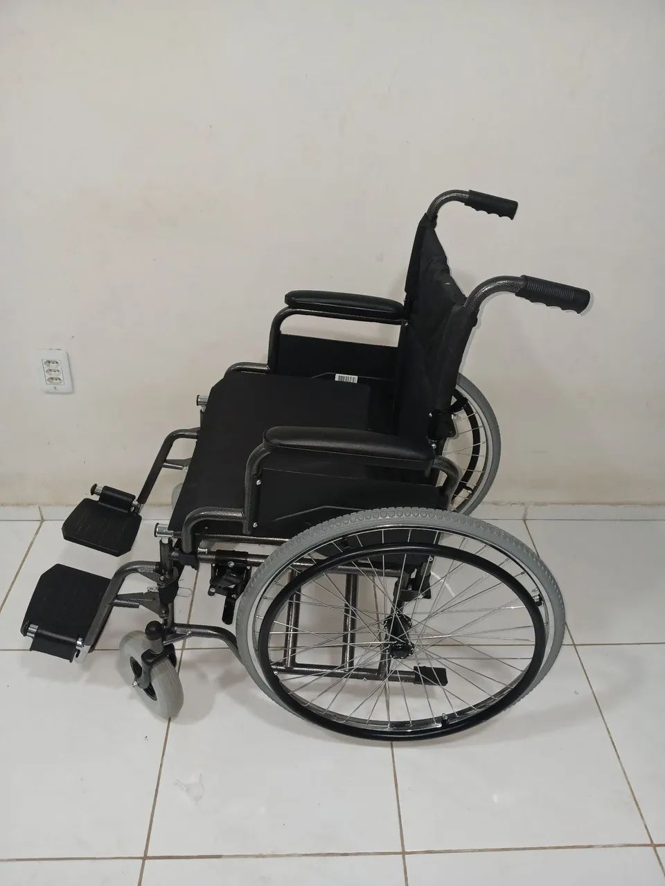 Cadeira de rodas  - Foto 2