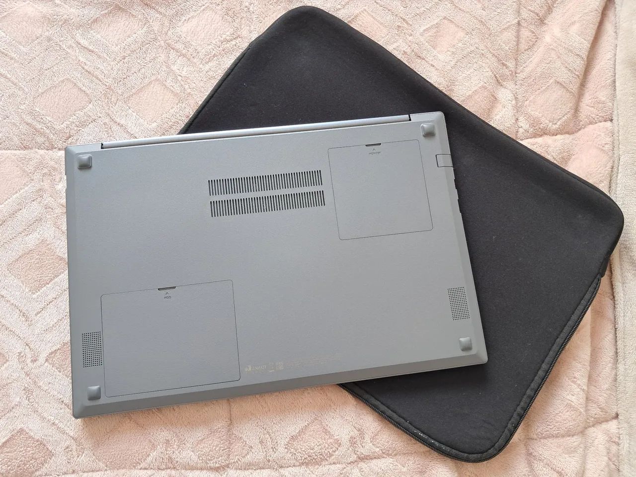 Notebook Samsung Book NP550XDA  - Foto 2