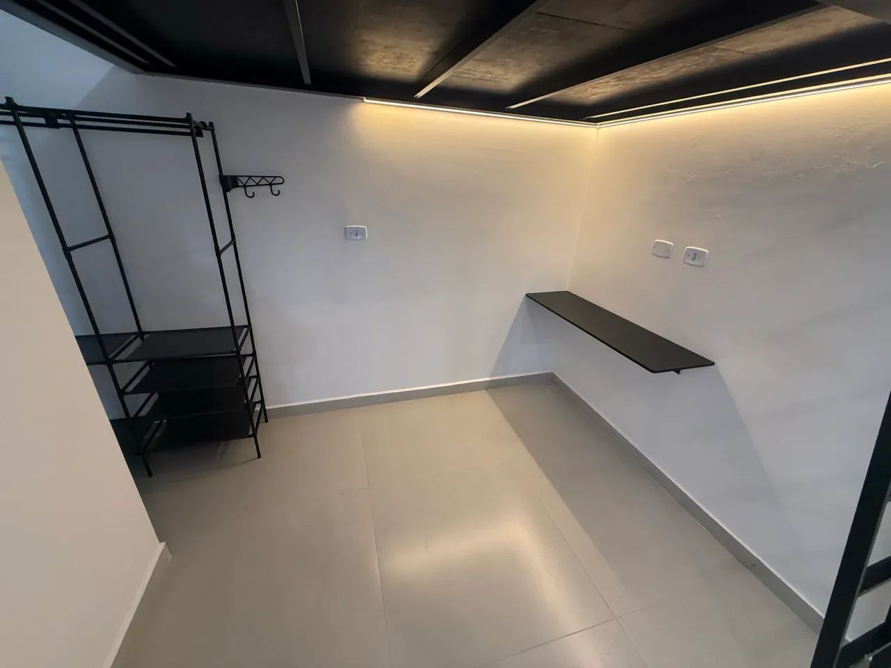 Kitnet Jacareí jardim do Marques com mobília  - Foto 3