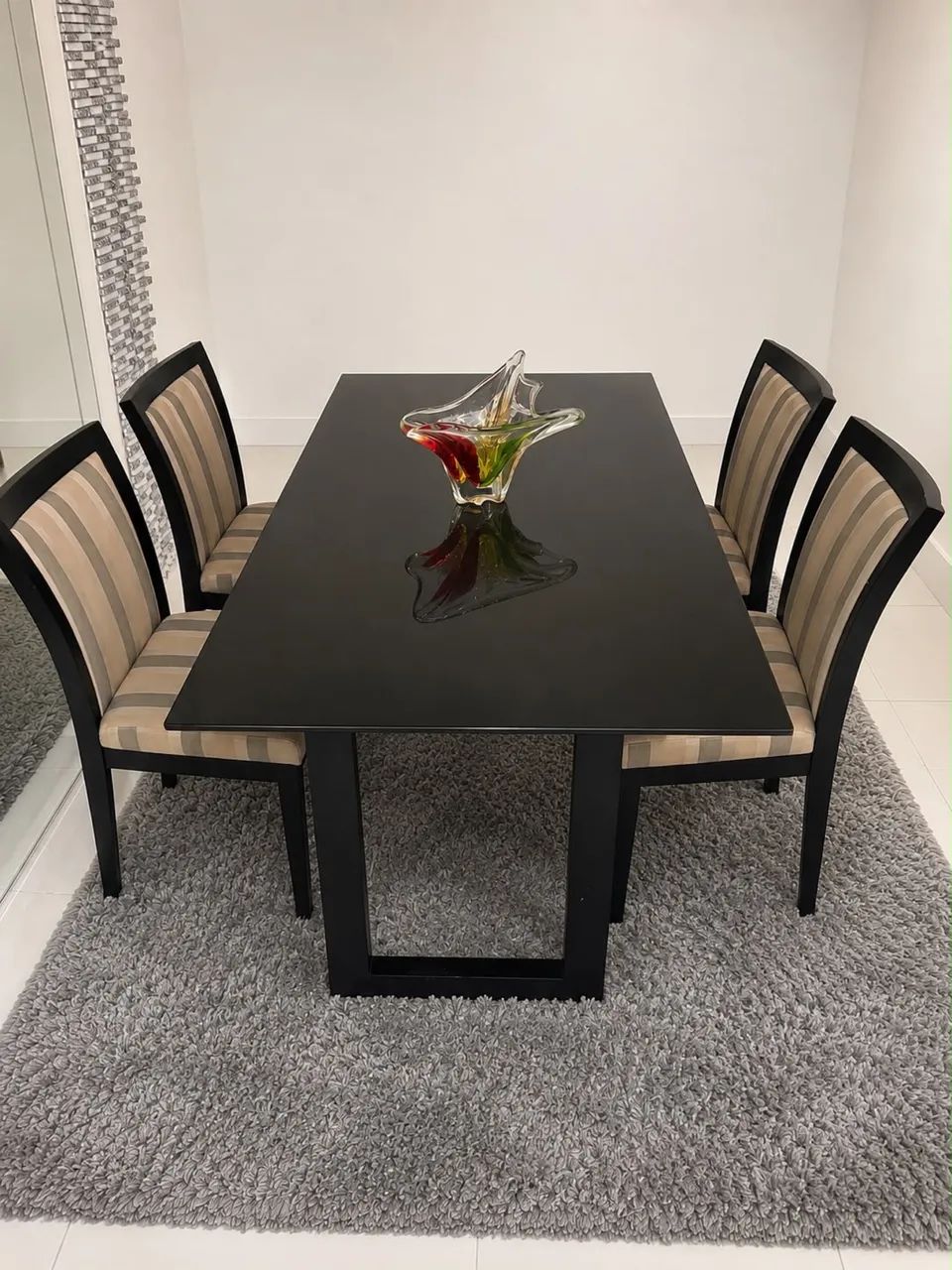 Mesa de Jantar com 4 Cadeiras - Tampo de Vidro Temperado - Foto 5