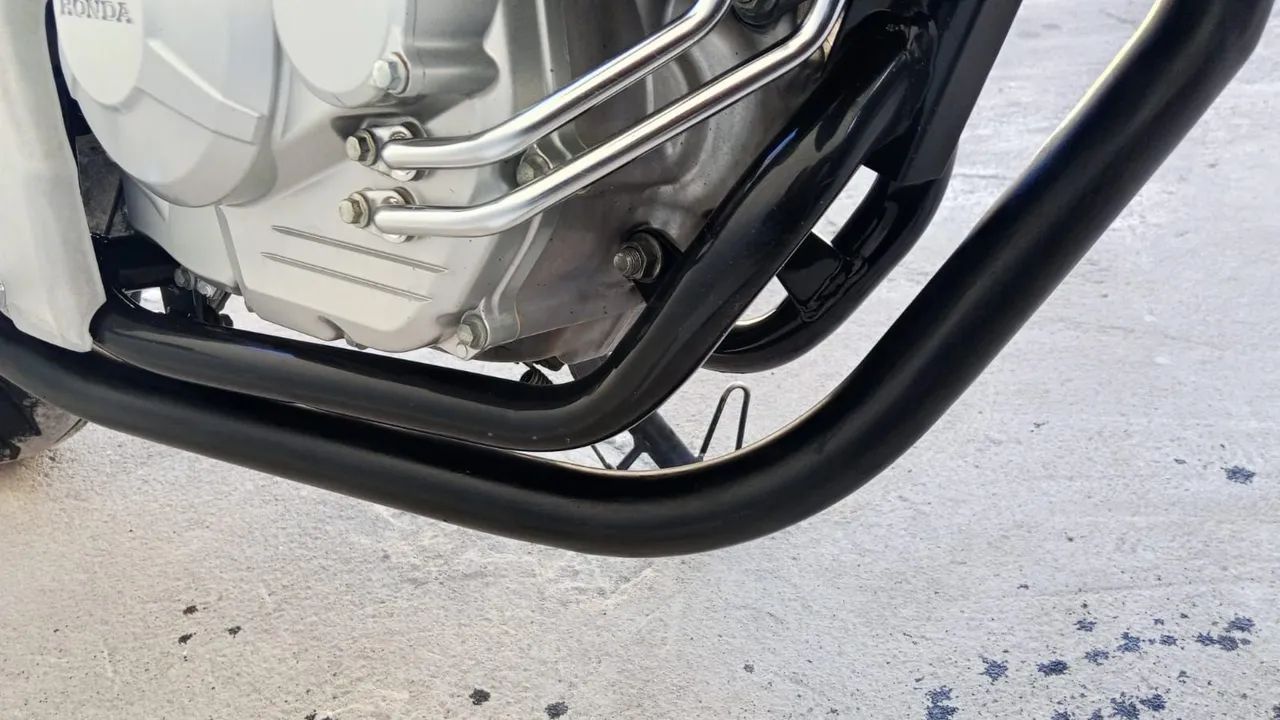 CB 300 - Foto 3