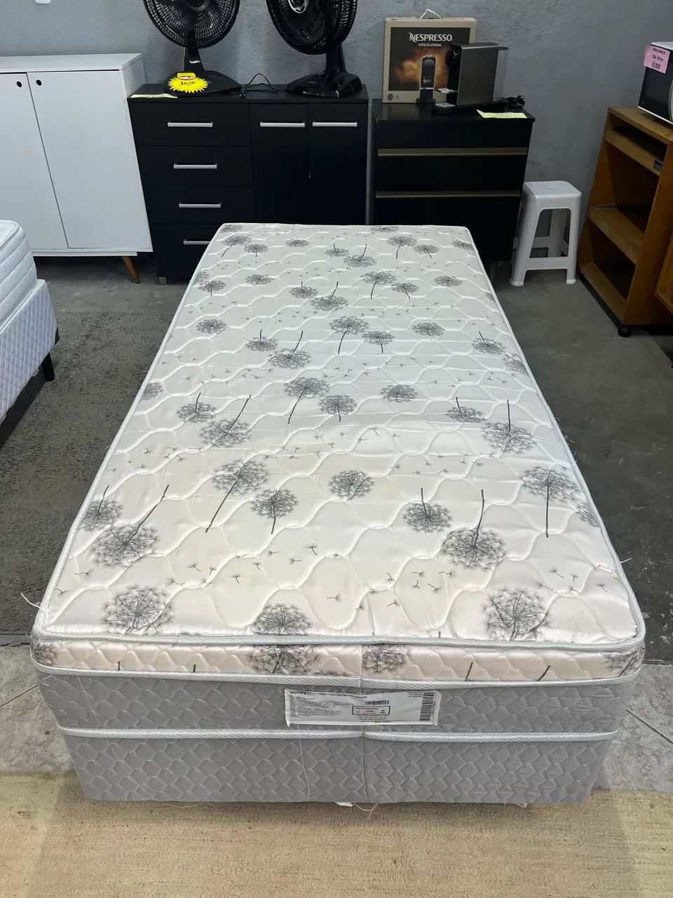 Cama box de solteiro conjugada 