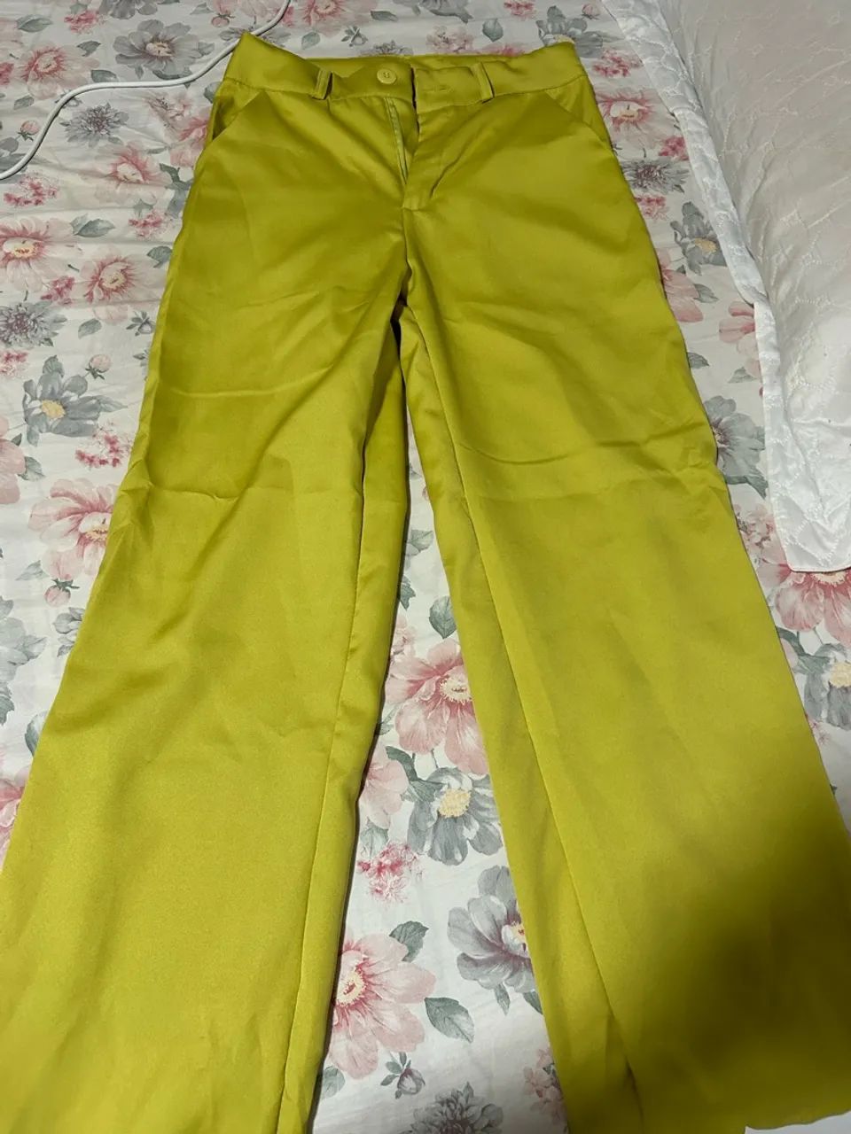 Calça alfaiataria chic e barata ( nunca usada) - Foto 3