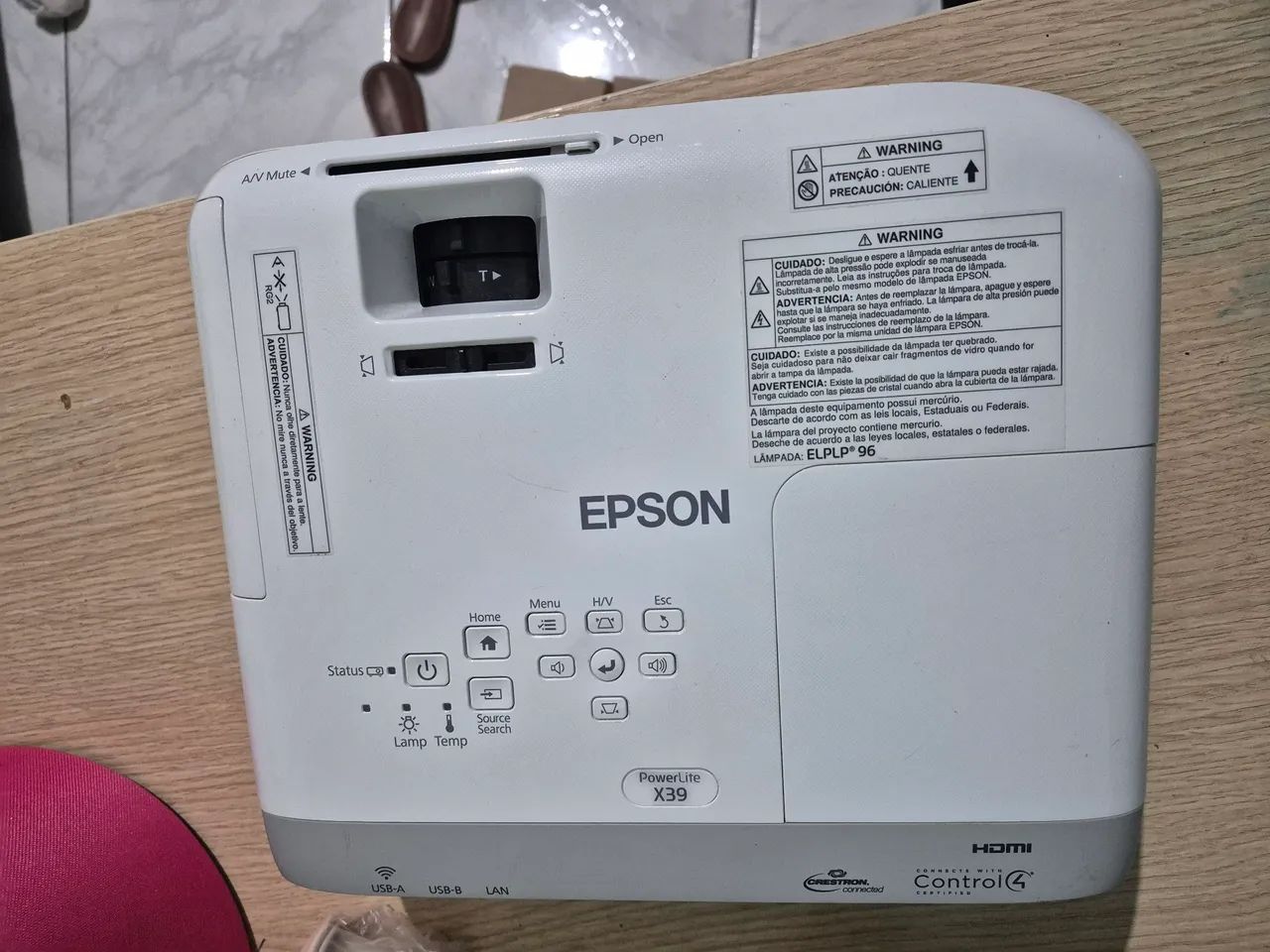 Projetor Epson powerlite x39, 3500 lumens. excelente. Nota fiscal