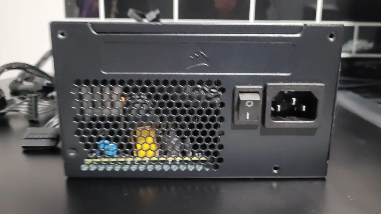 Fonte corsair vs600w 80 plus - Foto 4