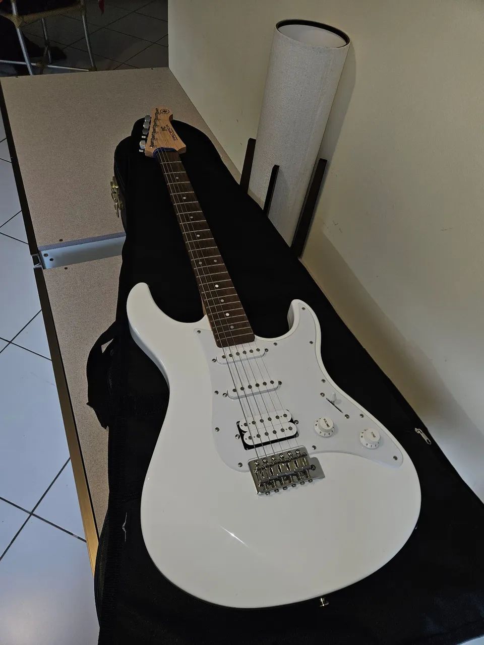 Guitarra Pacifica Pac 012 - Foto 3