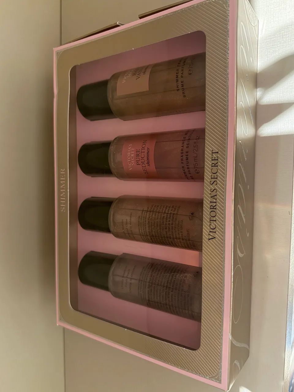 Kit Victoria?s Secret Shimmer Original com 4 Fragrâncias - Foto 4