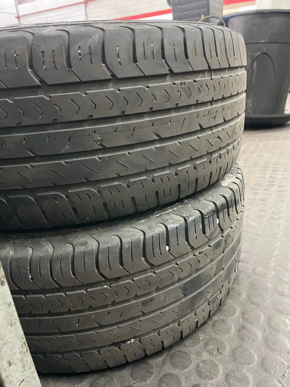 Pneus 225/50/17