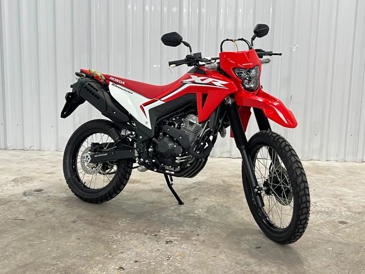 Honda XR 300L TORNADO FLEX - Foto 2