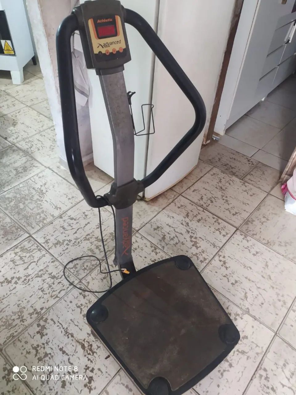 Plataforma vibratória pegando normal, pra vender  - Foto 2