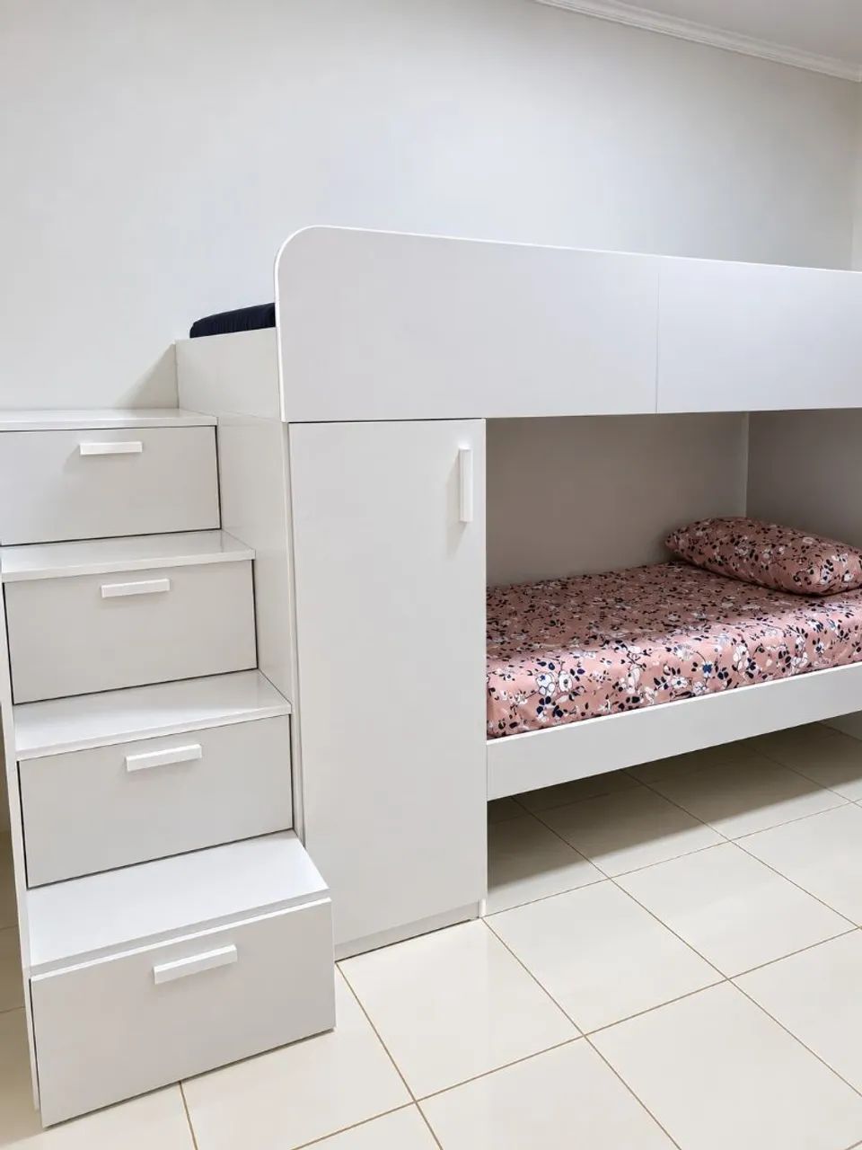 ? Quarto compartilhado com 4 camas em Maringá ? - Foto 3
