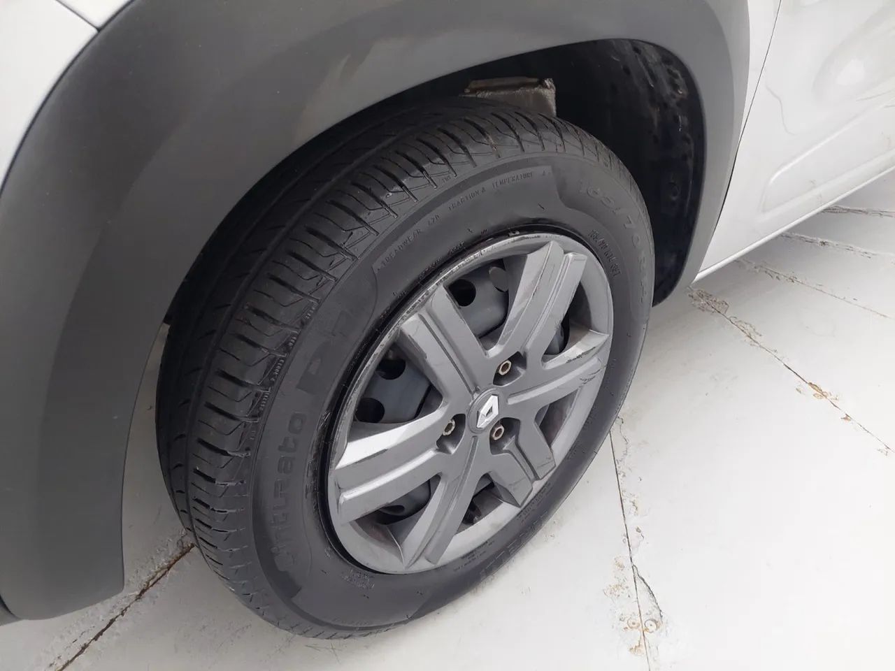 Renault Kwid 1.0 Zen, foto 11 de 18