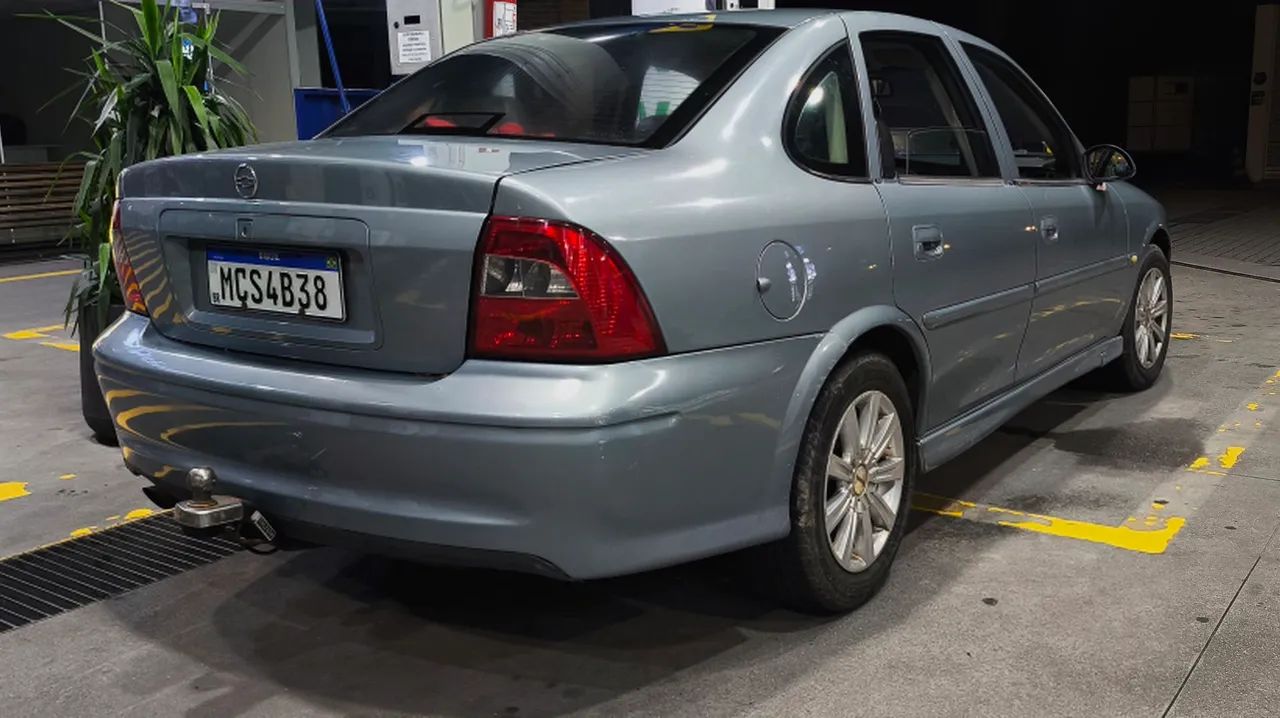 Chevrolet Vectra GLS/expres.2.2/ 2.0 E 2.0 CD 8V 2003 - Foto 3