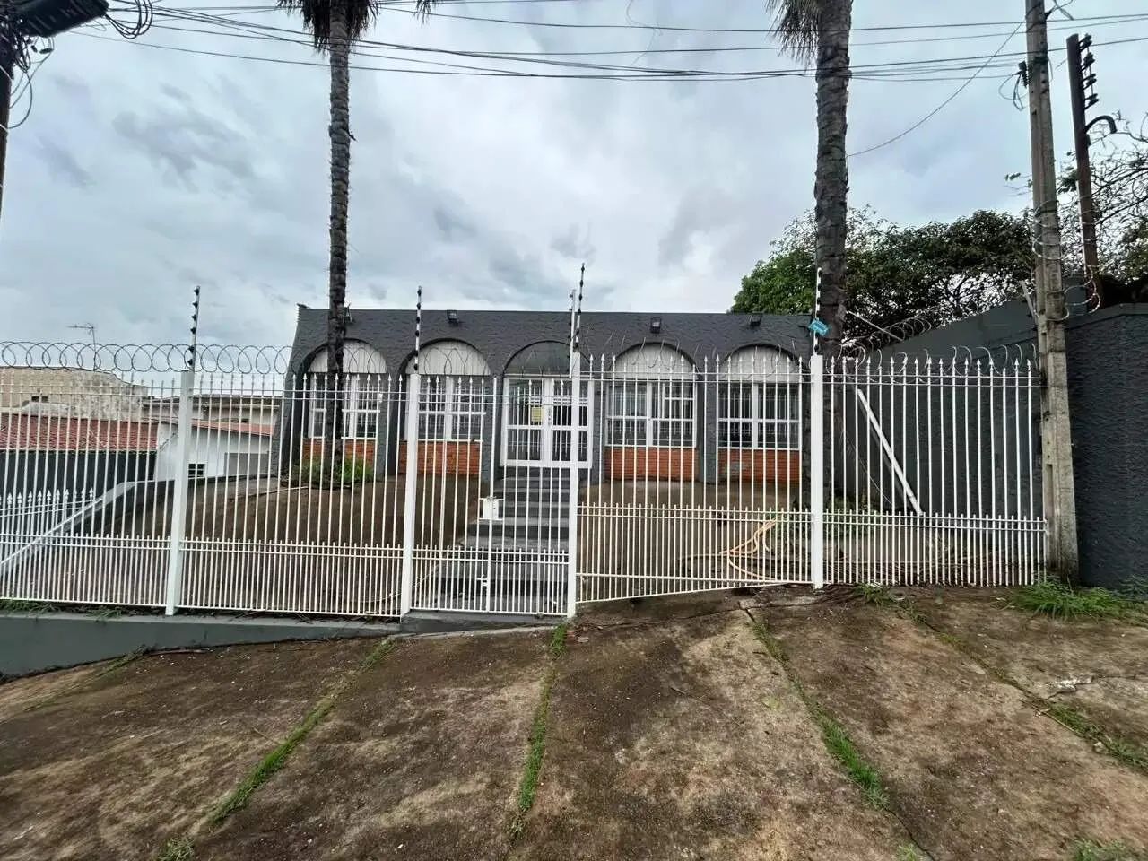 Casa Comercial para aluguel, 5 vagas, Centro - Limeira/SP