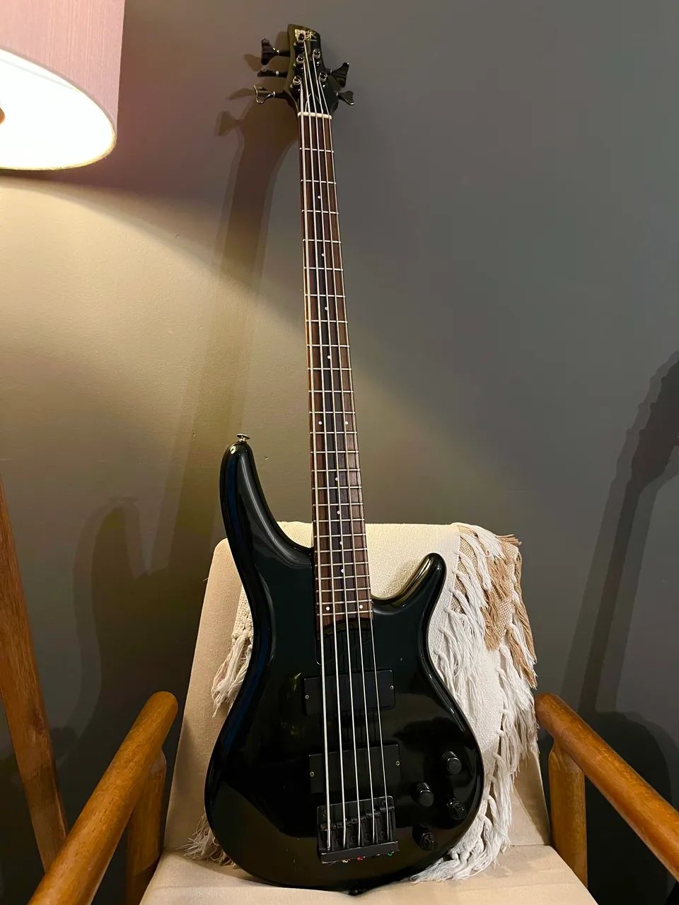 Contra Baixo Ibanez Sdgr 5 Cordas japonês - Instrumentos musicais