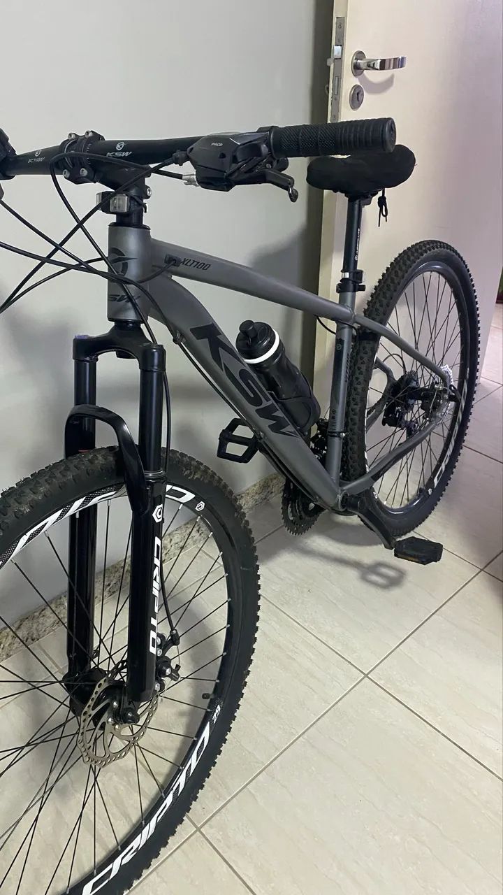Bicicleta 29 aro alumínio + brindes
