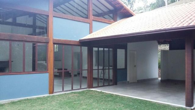 Excelente casa em condomínio 3 suítes - Itaipava -Petrópolis RJ - Foto 8