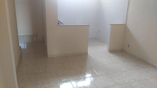 Apartamento com 2 dormitórios para alugar, 65 m² por r$ 850,00/mês - retiro - volta redond - Foto 2
