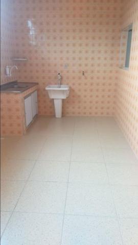 Apartamento com 2 dormitórios para alugar, 65 m² por r$ 850,00/mês - retiro - volta redond