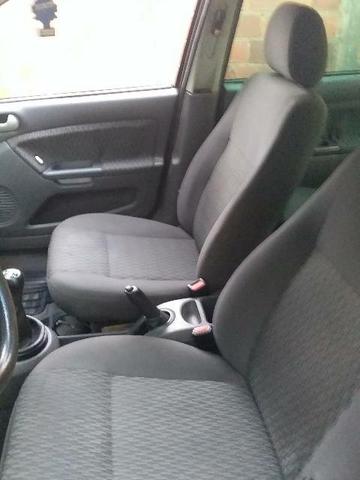 Ford fiesta 2005 e 2006 - Foto 2