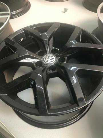 Rodas Aro 20 Amarok V6 Black Piano - Foto 4