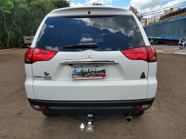 Pajero dakar 3.2 d hpe 7 lugares automática 2014 - Foto 8