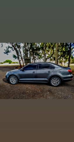 Jetta 2.0 confortiline 2013 . R$ 41.000 - Foto 3