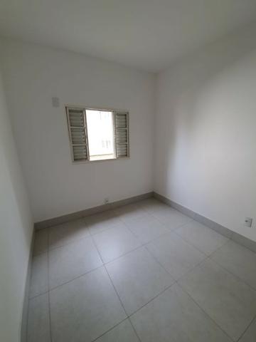 Alugo Lindo Edifício Atalaia com 2/4 - Foto 5